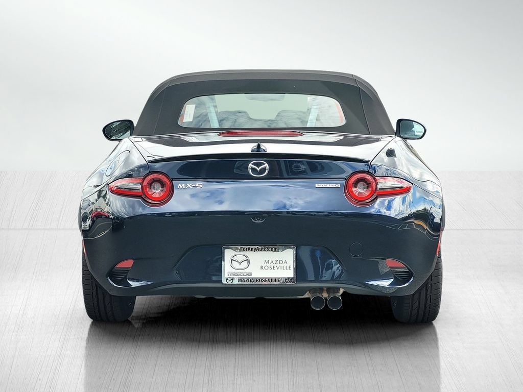 New 2026 MAZDA MX-5 Miata Club w/ Interior Package RWD image 5