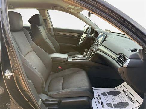 Used 2018 Honda Accord LX image 26