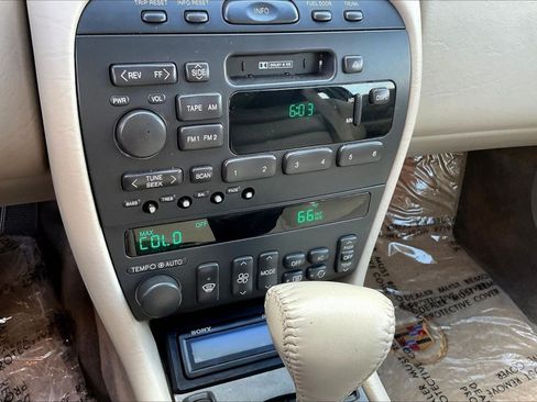 Used 1996 Cadillac Eldorado FWD image 15