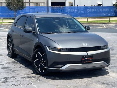 Used 2022 Hyundai Ioniq 5 SEL RWD image 3