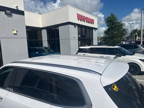 Certified 2023 Kia Telluride S AWD/4WD image 5