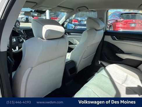Used 2018 Honda Accord LX image 13