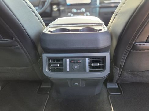 New 2026 Ford F250 Lariat w/ Black Appearance Package AWD/4WD image 12