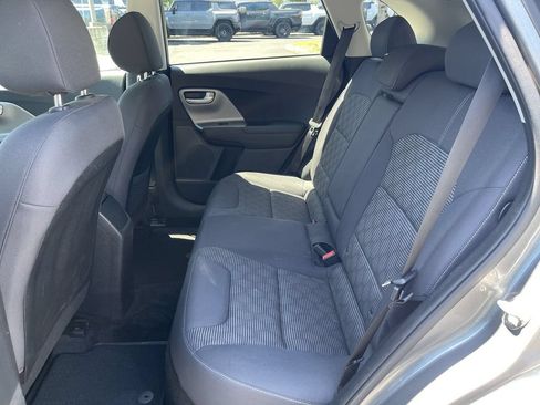 Used 2018 Kia Niro LX FWD image 22