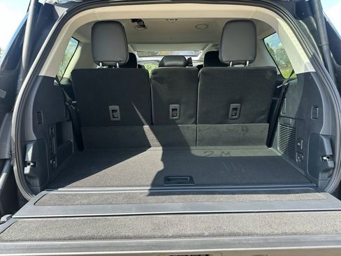 New 2026 Lincoln Navigator Reserve AWD/4WD image 25