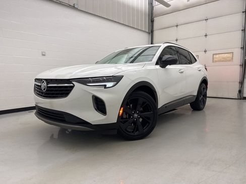 Used 2022 Buick Envision Essence w/ Technology Package I image 3