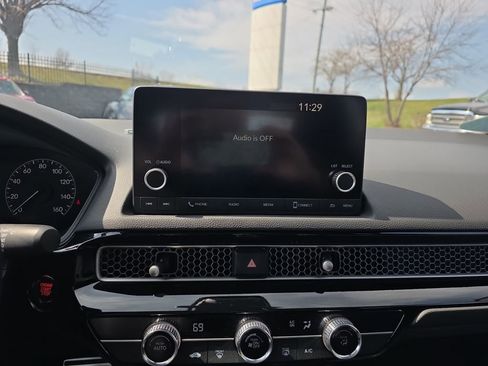 Certified 2023 Honda Civic Sport image 9