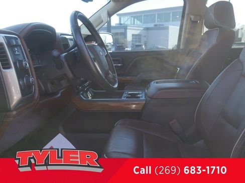 Used 2014 Chevrolet Silverado 1500 High Country image 40