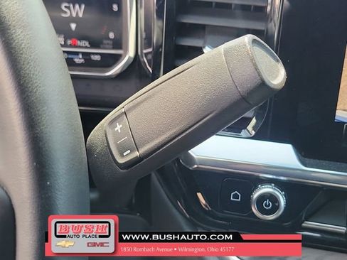Used 2025 GMC Sierra 1500 SLT AWD/4WD image 30