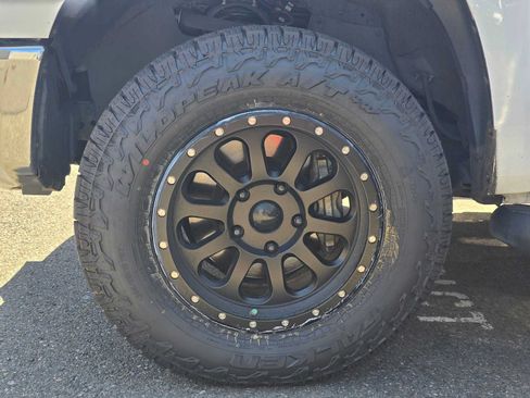 Used 2018 Toyota Tundra 1794 Edition AWD/4WD image 4