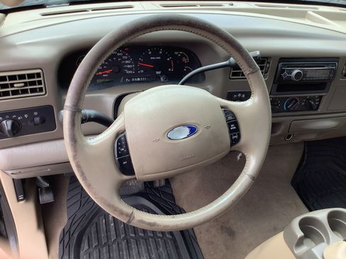 Used 2003 Ford F250 4x4 Crew Cab Super Duty image 12