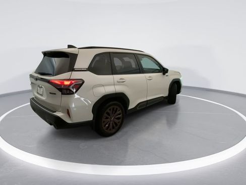 Used 2025 Subaru Forester Sport AWD/4WD image 6