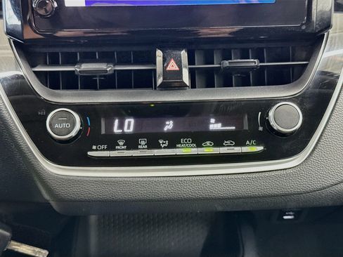 Used 2023 Toyota Corolla LE FWD image 23