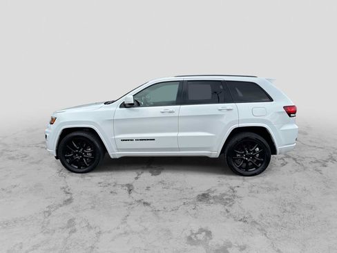 Used 2021 Jeep Grand Cherokee Laredo X AWD/4WD image 5
