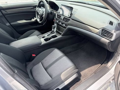 Used 2020 Honda Accord EX image 13