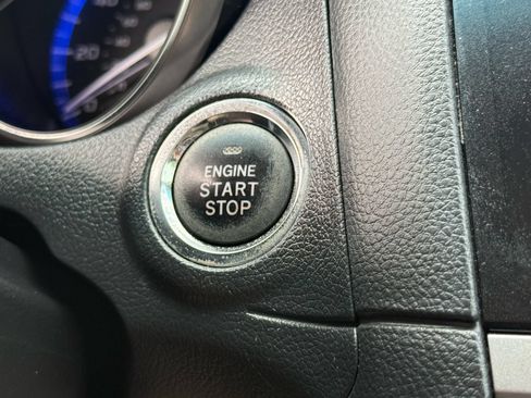 Used 2015 Subaru Legacy 2.5i Limited AWD/4WD image 26