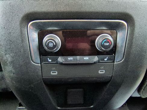 Used 2023 Chevrolet Tahoe Premier image 22