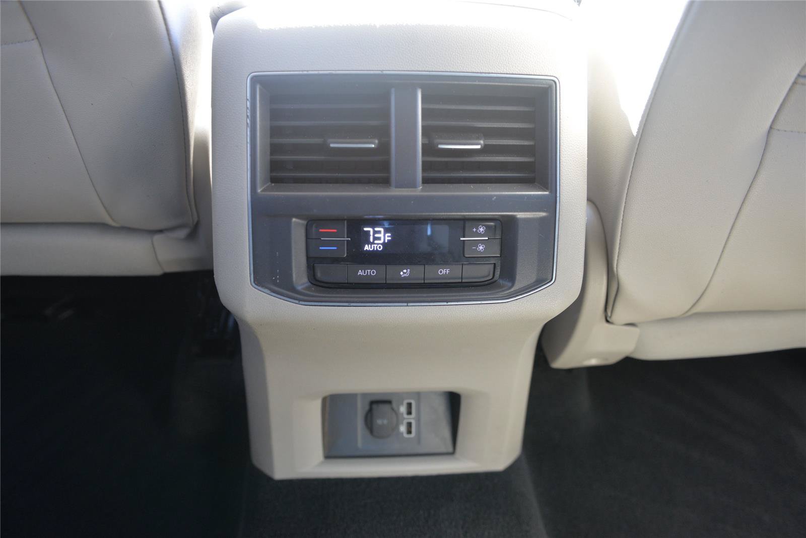 Used 2018 Volkswagen Atlas SE AWD/4WD image 20
