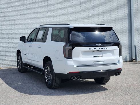 New 2026 Chevrolet Suburban Z71 w/ Comfort Package image 3