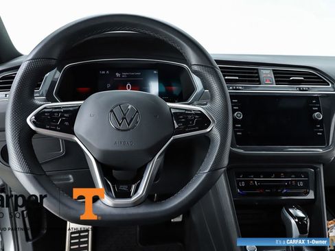 Used 2023 Volkswagen Tiguan SE R-Line image 20