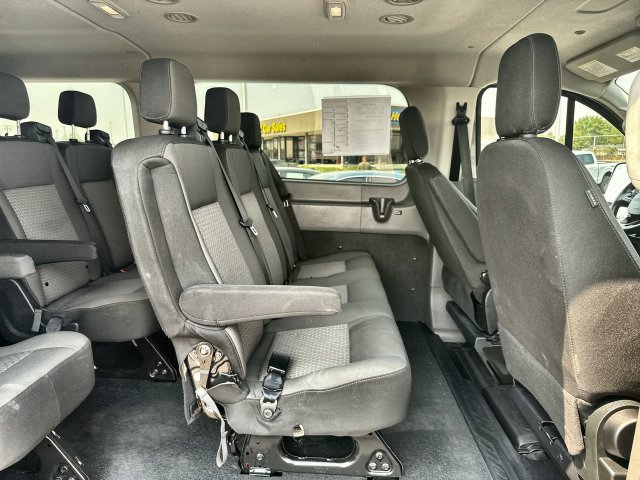 Used 2024 Ford Transit 350 XLT RWD image 22