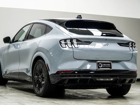 Used 2025 Ford Mustang Mach-E GT image 11