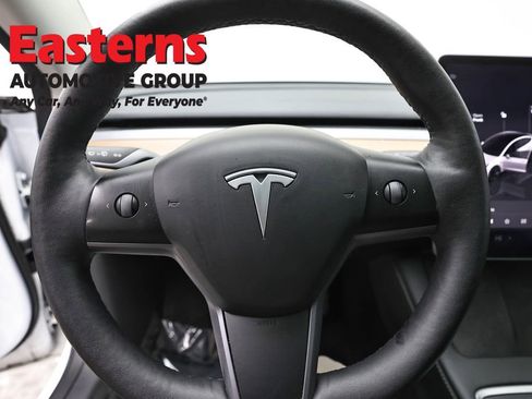 Used 2023 Tesla Model 3 Standard Range RWD image 10
