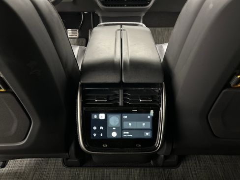 Used 2023 Rivian R1T Adventure image 28