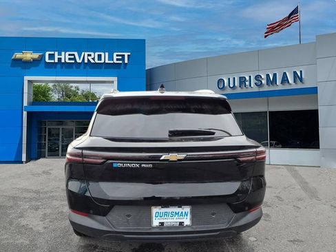 New 2026 Chevrolet Equinox EV LT image 4