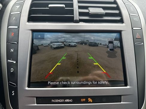 Used 2019 Lincoln MKZ Premiere image 25