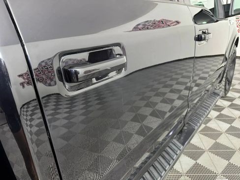 Used 2019 Ford F150 Lariat w/ Equipment Group 502A Luxury AWD/4WD image 29