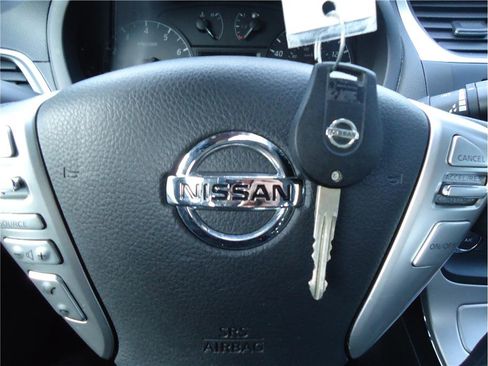 Used 2015 Nissan Sentra S image 18