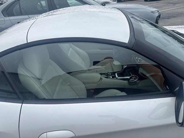 Used 2016 BMW Z4 sDrive35is RWD image 23
