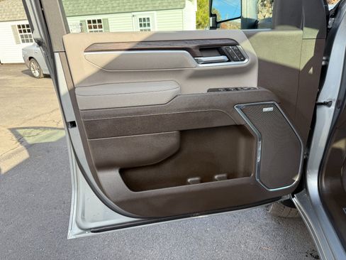 New 2026 GMC Sierra 2500 SLT w/ Max Trailering Package image 15