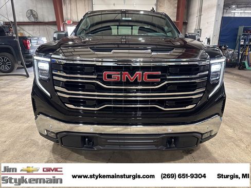 New 2026 GMC Sierra 1500 SLT w/ SLT Premium Plus Package image 10