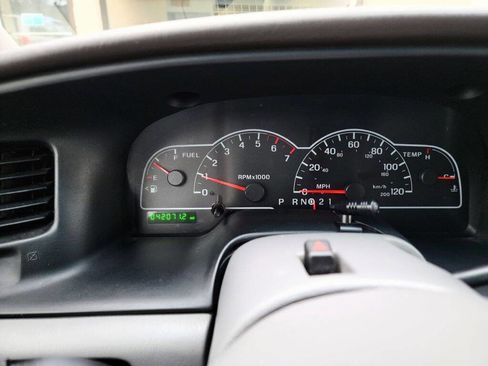 Used 2003 Ford Windstar SE image 5