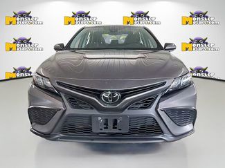 Used 2023 Toyota Camry SE video 2