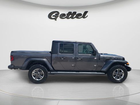 Used 2023 Jeep Gladiator Sport AWD/4WD image 4