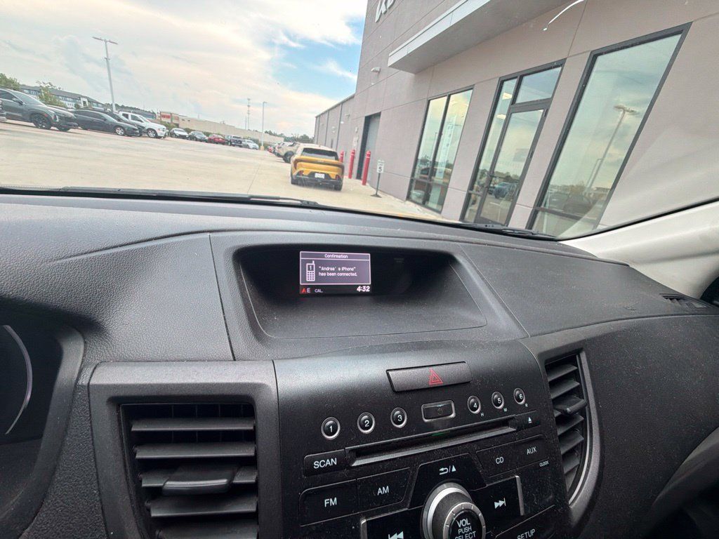 Used 2012 Honda CR-V LX image 17