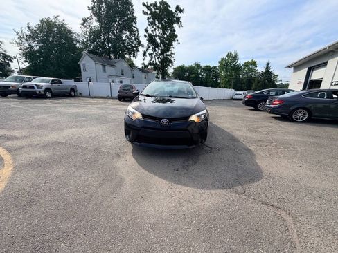Used 2014 Toyota Corolla LE FWD image 14