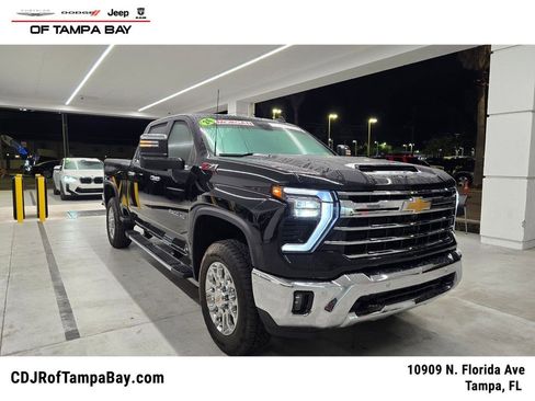 Used 2024 Chevrolet Silverado 2500 LTZ w/ LTZ Plus Package AWD/4WD image 1