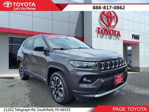 Used 2024 Jeep Compass Limited image 1