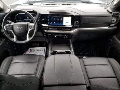 Used 2025 Chevrolet Silverado 2500 LTZ w/ LTZ Plus Package image 13