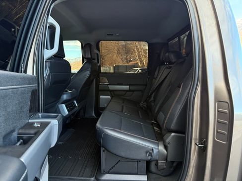 Used 2023 Ford F350 Lariat w/ Black Appearance Package image 28