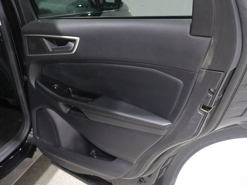 Used 2020 Ford Edge SEL FWD image 22