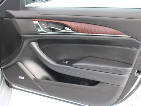 Used 2018 Cadillac CTS Luxury image 18