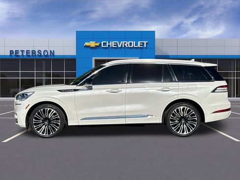 Used 2023 Lincoln Aviator Black Label w/ Dynamic Handling Package AWD/4WD image 7