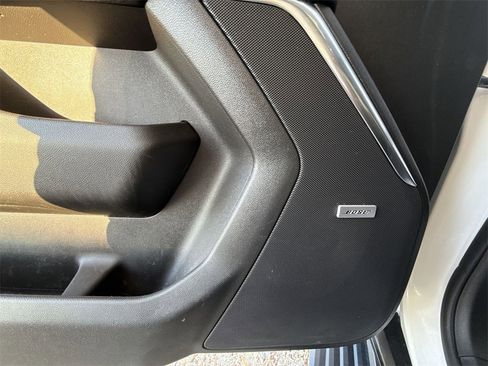 Used 2022 GMC Yukon XL Denali w/ Denali Premium Package image 24