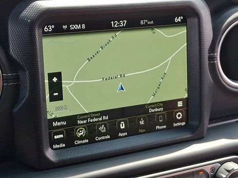 Used 2021 Jeep Wrangler Unlimited Sahara w/ Cold Weather Group AWD/4WD image 9