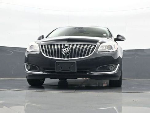 Used 2017 Buick Regal Premium w/ Driver Confidence Package #1 FWD image 22